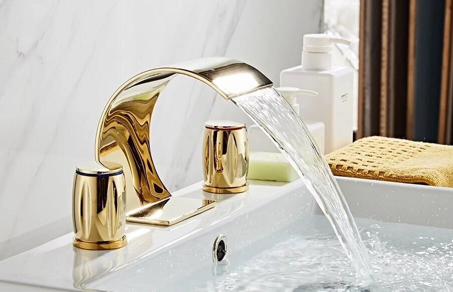 The Beauty and Functionality of Waterfall Faucet: Modern Home Design